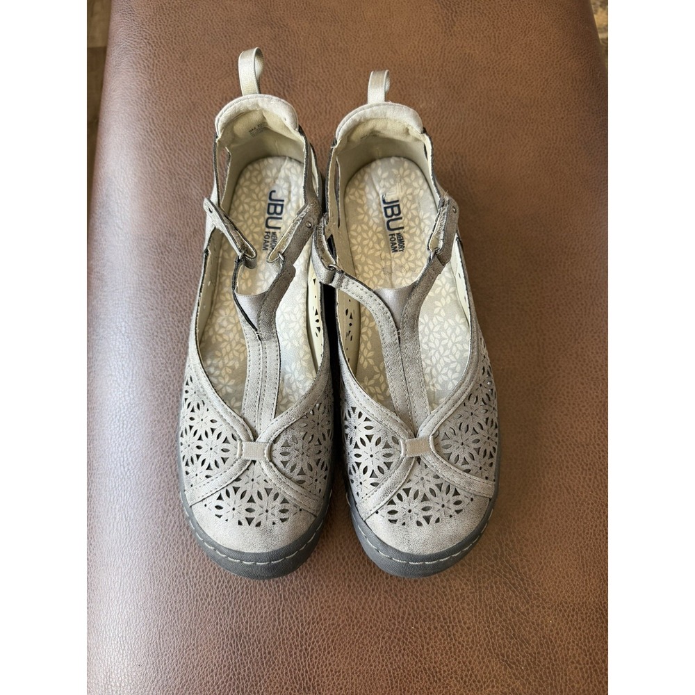 New JBU Gray Mary Jane Shoes with Memory Foam - Size 9 Nice Silver/Grey Color